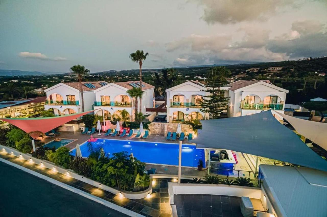 Polis Latchi Escape Hotel And Suites מראה חיצוני תמונה