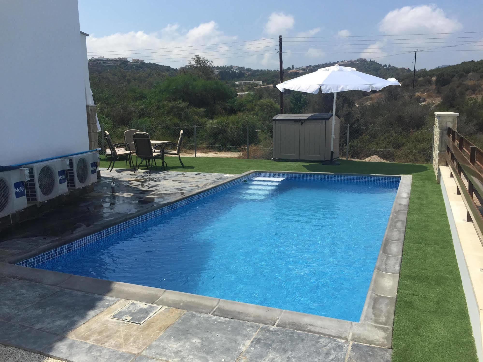 Polis Latchi Escape Hotel And Suites מראה חיצוני תמונה