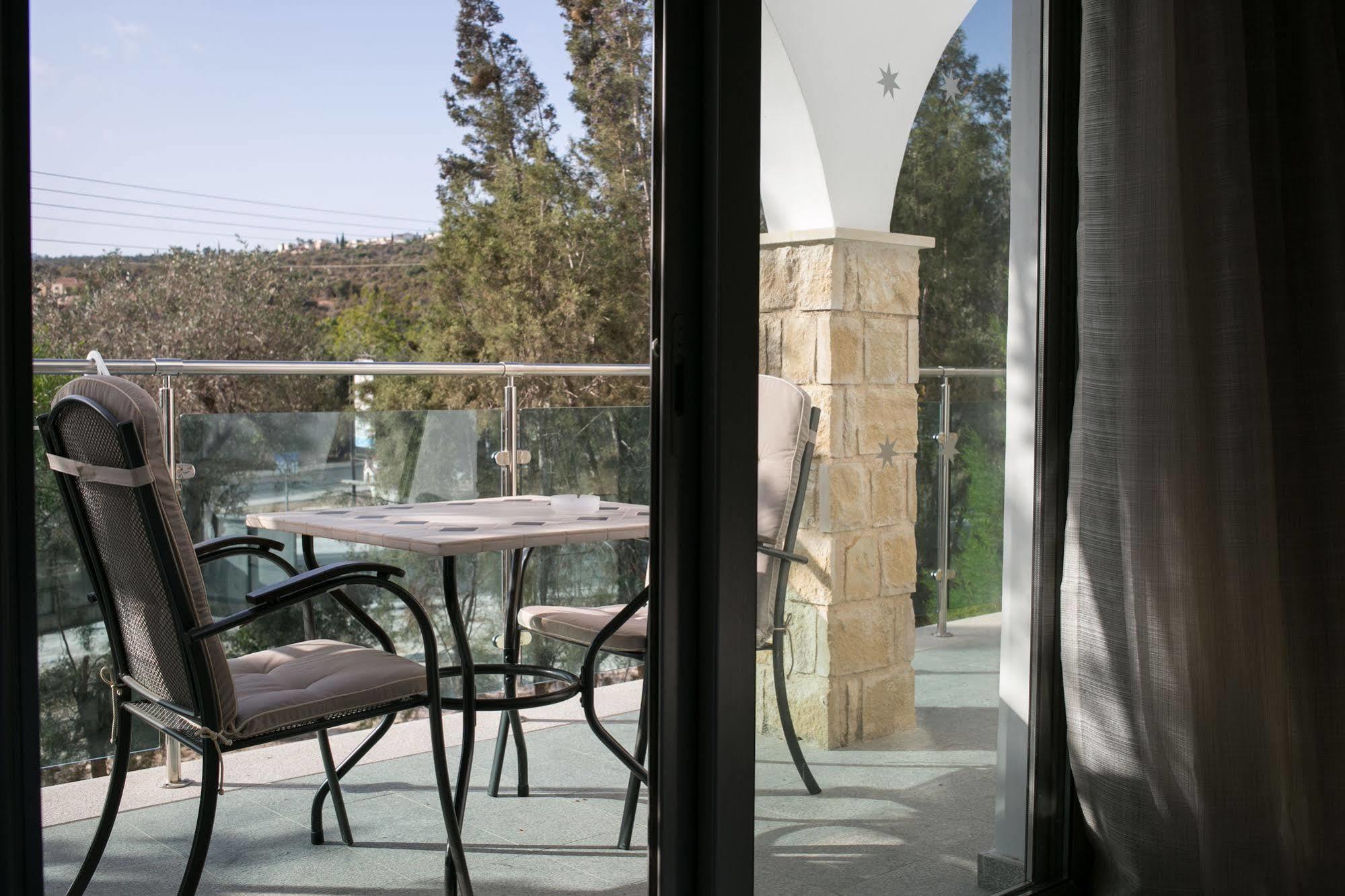 Polis Latchi Escape Hotel And Suites מראה חיצוני תמונה