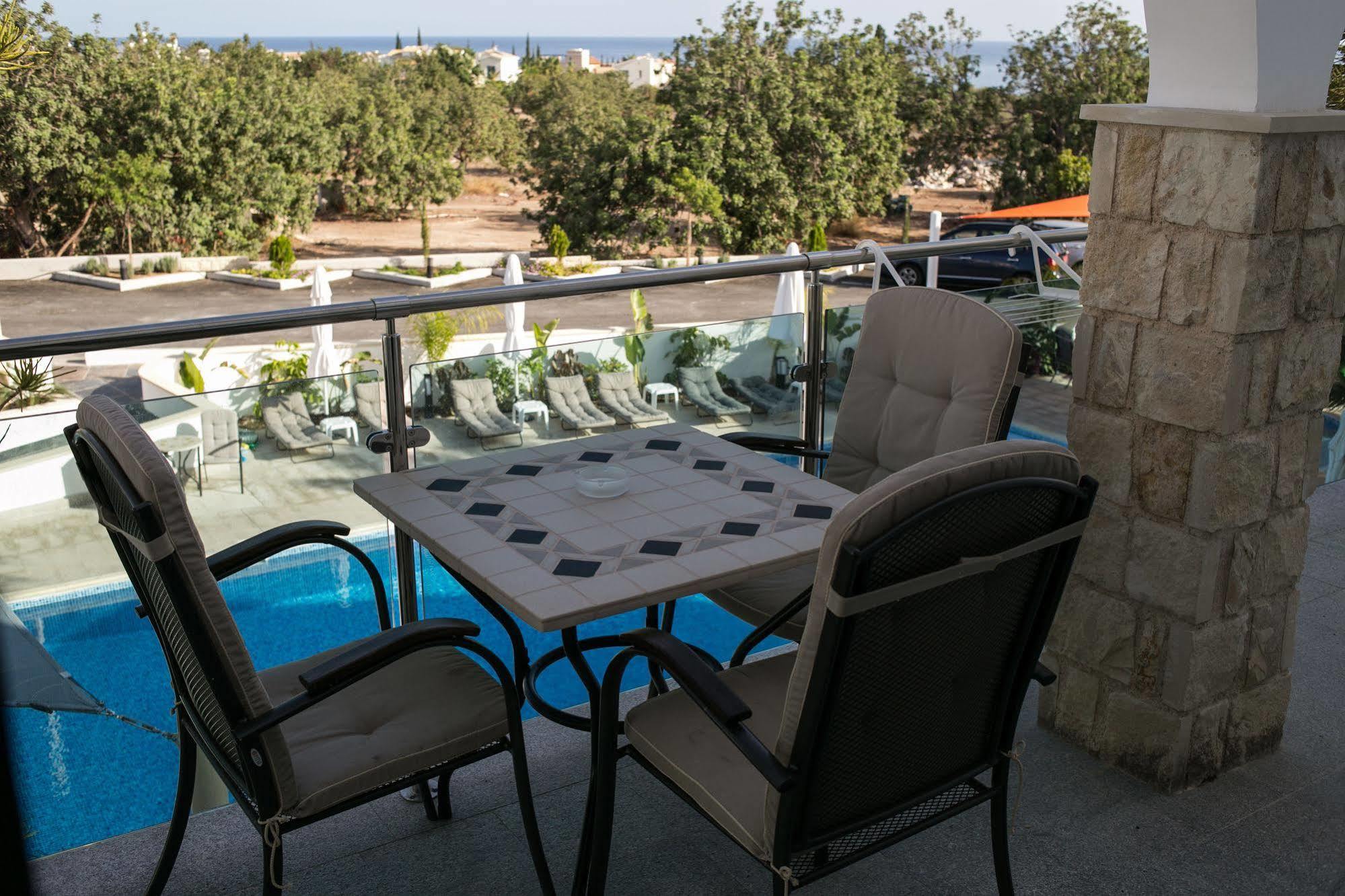 Polis Latchi Escape Hotel And Suites מראה חיצוני תמונה